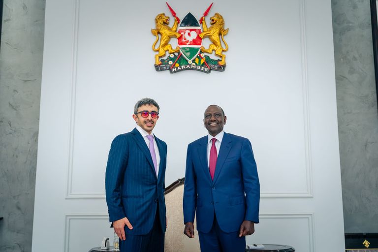 جانب من توقيع الاتفاقيات - وام