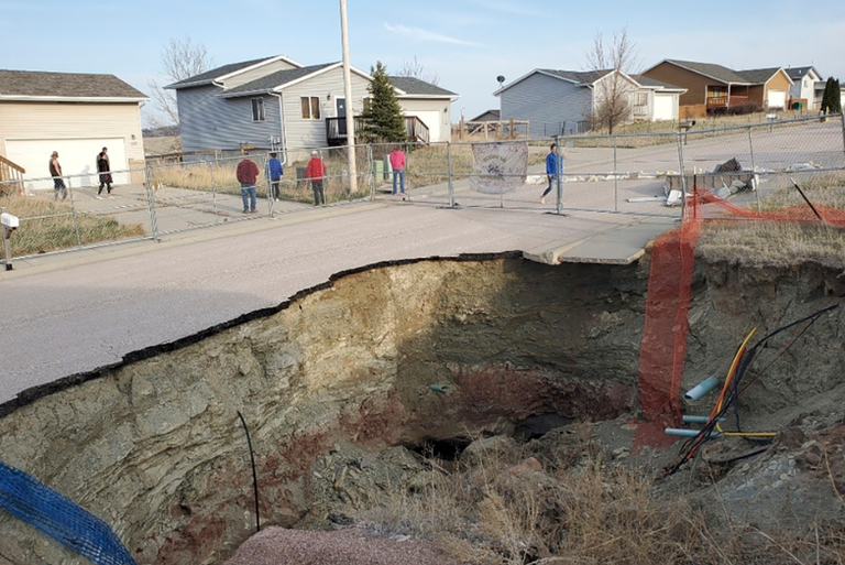 حفرة شمكالدن بألمانيا