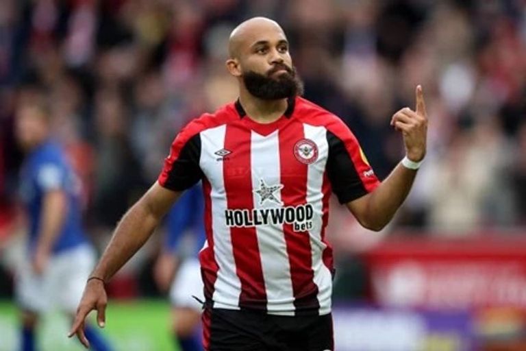 مبيومو محمد صلاح وعمر مرموش