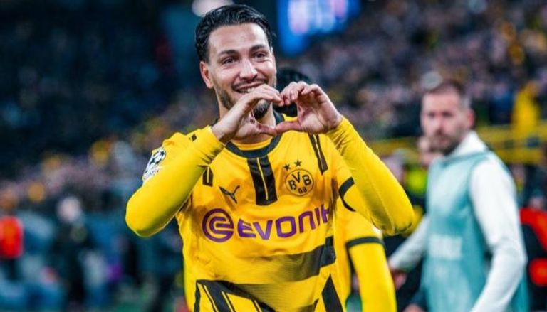 بن سبعيني مدافع بروسيا دورتموند