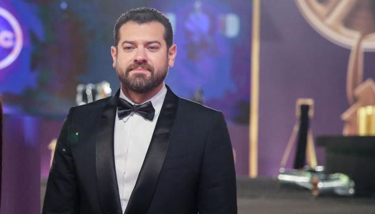 عمرو يوسف