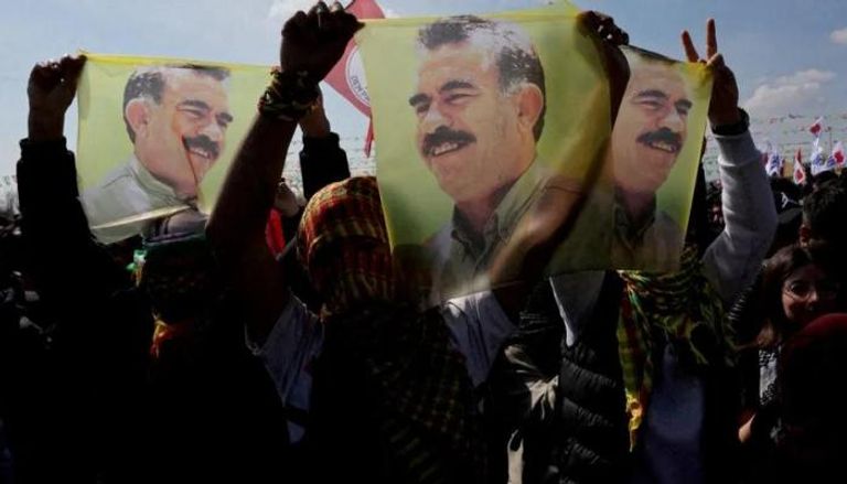 أنصار حزب المساواة والديمقراطية المؤيد للأكراد في تركيا