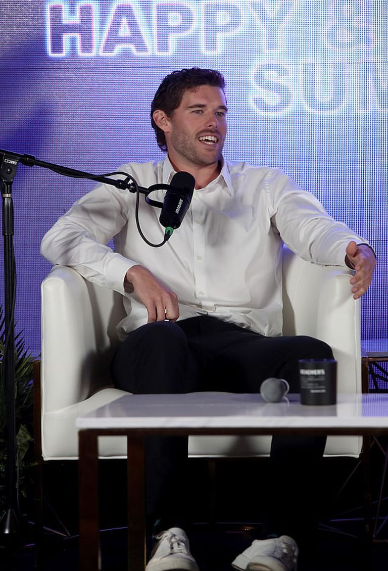 كريستوفر نجل أرنولد شوارزنيجر يفقد وزنه تحول لافت في حياة كريستوفر نجل أرنولد شوارزنيجر