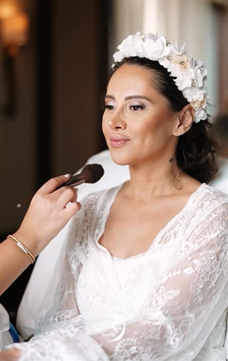 الفنانة ياسمين رئيس