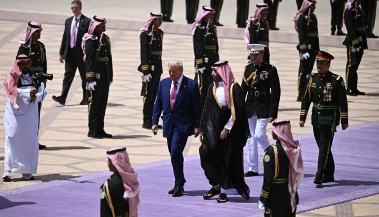 ولي العهد السعودي في استقبال ترامب