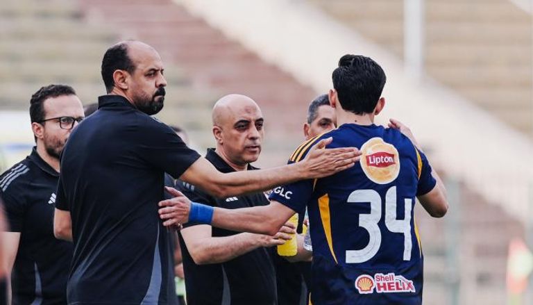 الأهلي يفوز على سيراميكا