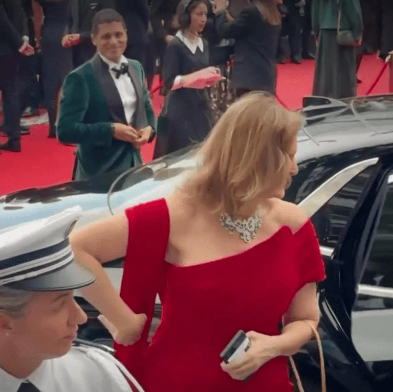 يسرا وعمرو منسي في مهرجان كان
