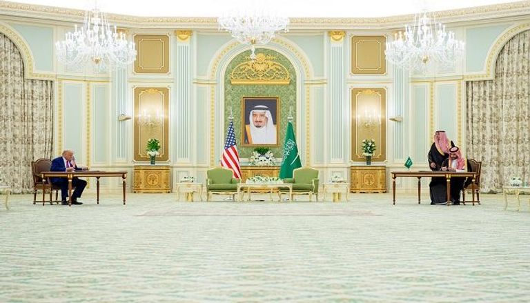 جانب من توقيع الشراكة الاقتصادية