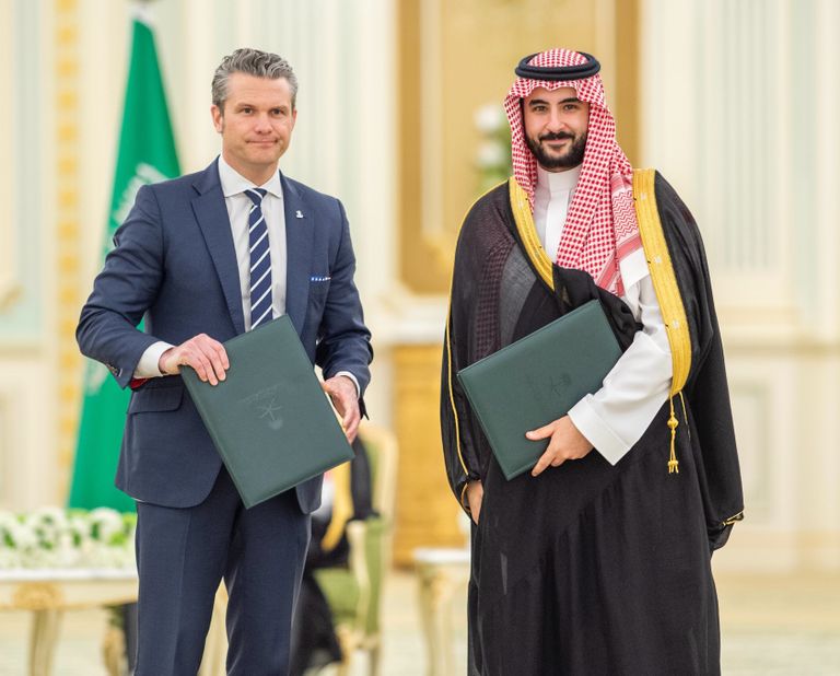 جانب من توقيع الشراكة الاقتصادية