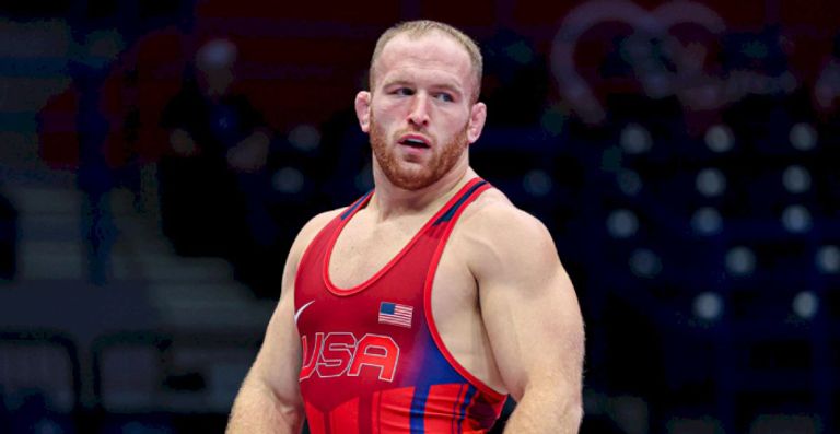 القبض على كايل سنايدر البطل الأوليمبي