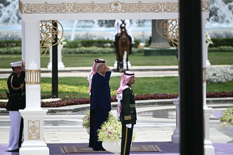 الرئيس الأمريكي دونالد ترامب وولي العهد السعودي الأمير محمد بن سلمان