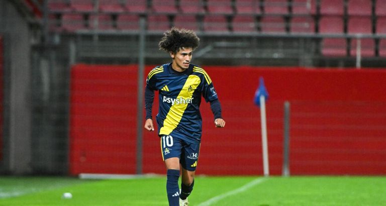 الموهبة الجزائرية ياسين بن حطاب الموهبة الجزائرية ياسين بن حطاب