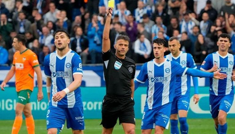 من مباراة ألافيس وفالنسيا