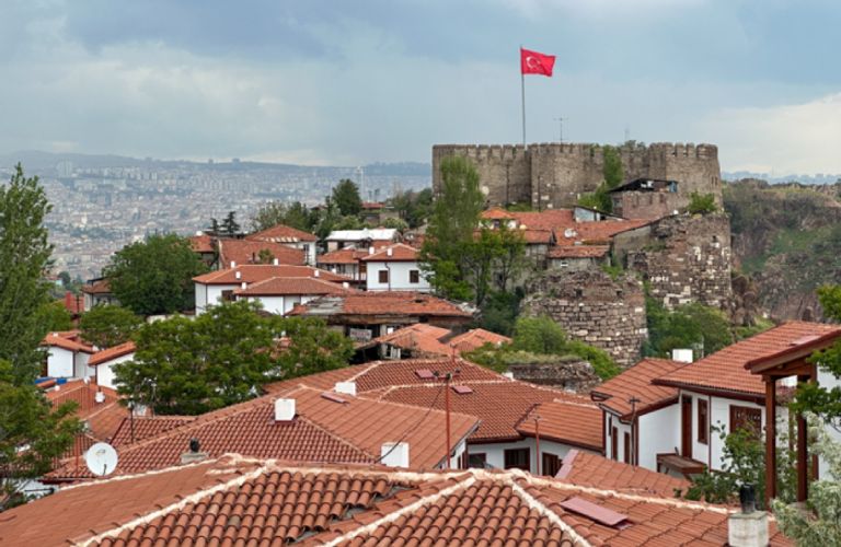 زلزال يضرب مدينة قونيا التركية