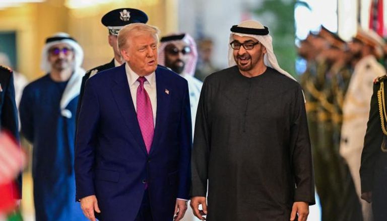 الشيخ محمد بن زايد آل نهيان والرئيس الأمريكي