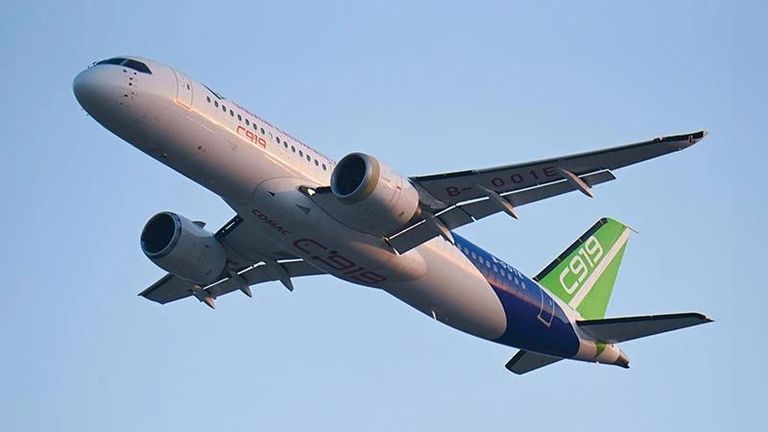 طائرة كوماك طائرة كوماك