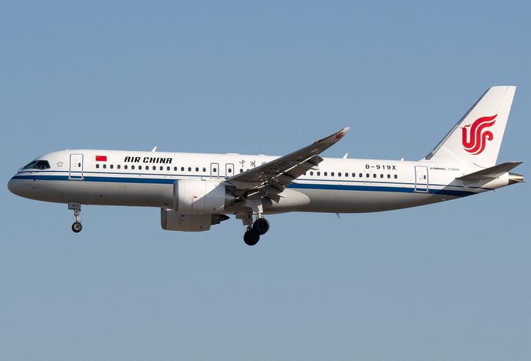 طائرة كوماك طائرة كوماك