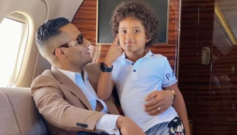 محمد رمضان ونجله 