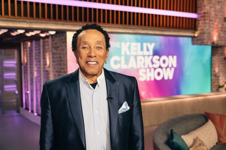 المغني سموكي روبنسون