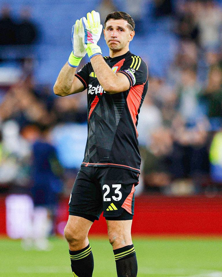 إيميليانو مارتينيز إيميليانو مارتينيز في منتخب الأرجنتين