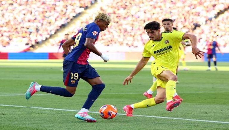 جانب من مباراة برشلونة وفياريال