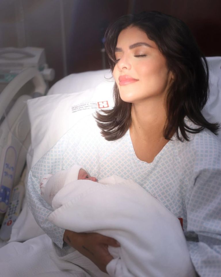 صور الولادة الأولى لأصالة كامل