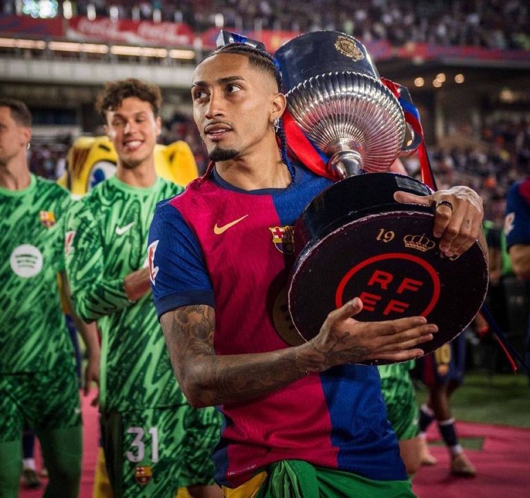 رافينيا رافينيا نجم برشلونة