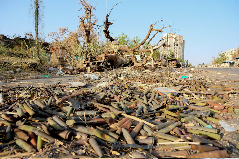 ذخائر غير منفجرة في شوارع الخرطوم