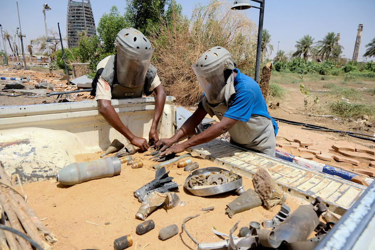 ذخائر غير منفجرة في شوارع الخرطوم