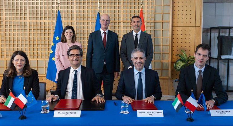 توقيع اتفاقية إطلاق أكبر مجمّع للذكاء الاصطناعي في أوروبا