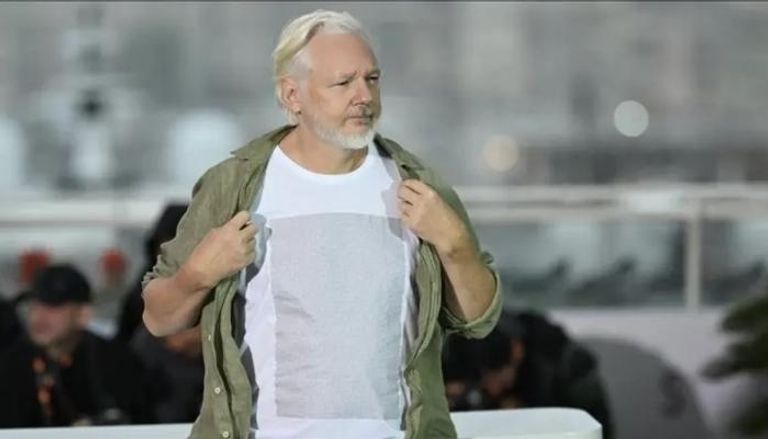 جوليان أسانج في مهرجان «كان»