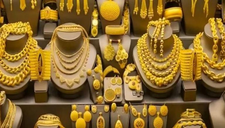 مشغولات ذهبية