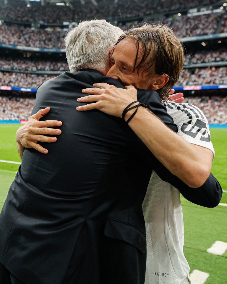 مودريتش وأنشيلوتي