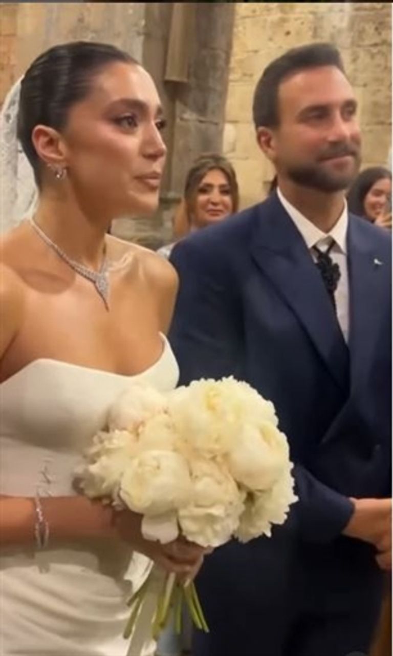الفنانة ستيفاني عطالله 