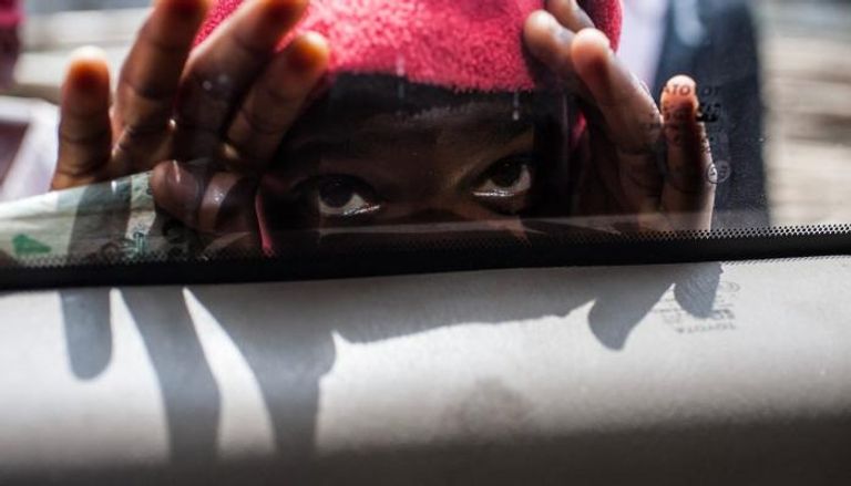 حين يتحول أمر الجلوس في البيت إلى دماء، في جنوب شرق نيجيريا
