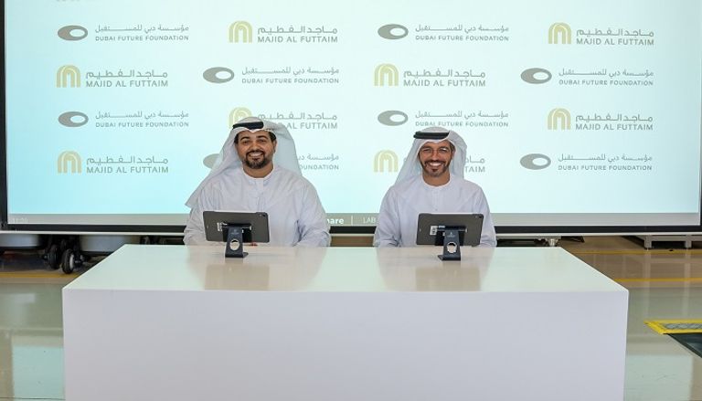 دبي توظف الروبوتات في تعزيز تجربة المتسوقين