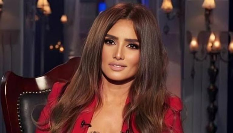 الفنانة زينة