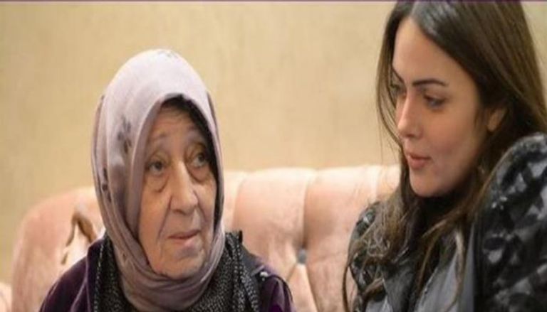 تيتة نوال مع وئام مجدي