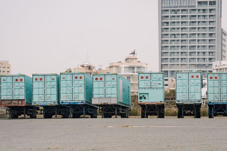 وصول سفينة إماراتية لتحلية مياه البحر إلى جمهورية قبرص