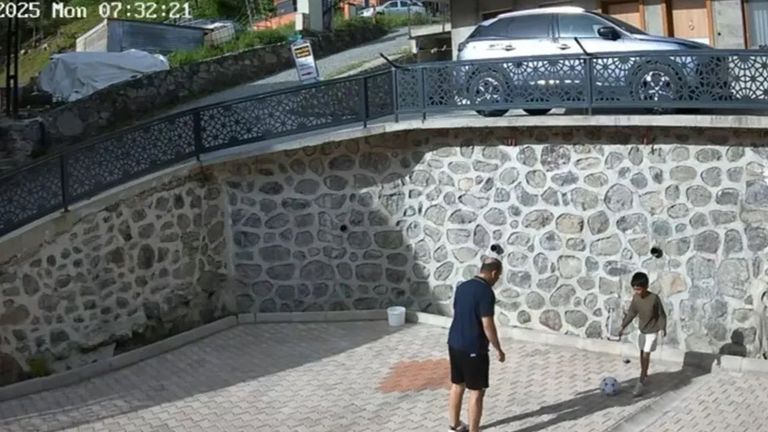 عمليات البحث عن الطفل السعودي فيصل الشيخ