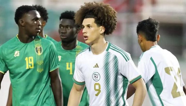 قلي مع منتخب الجزائر