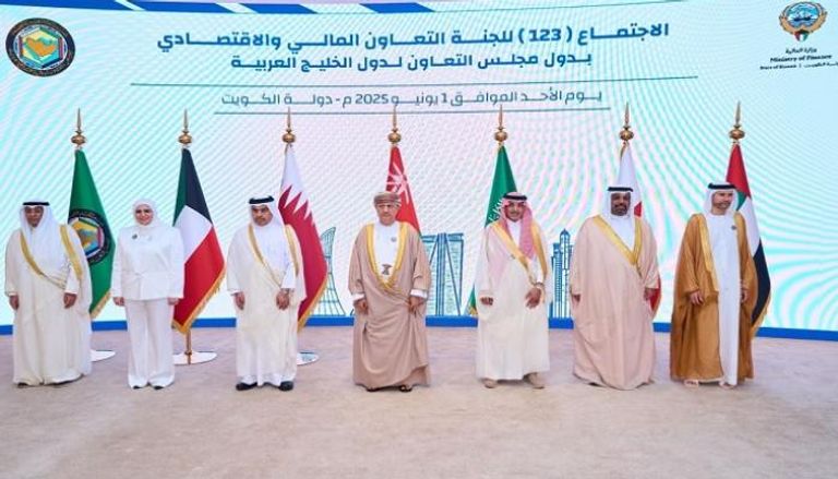 جانب من فعاليات الاجتماع