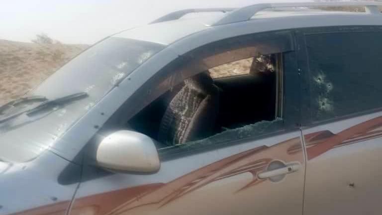 آثار الرصاص على سيارة العقيد الشظبي بعد مقتله - متداولة