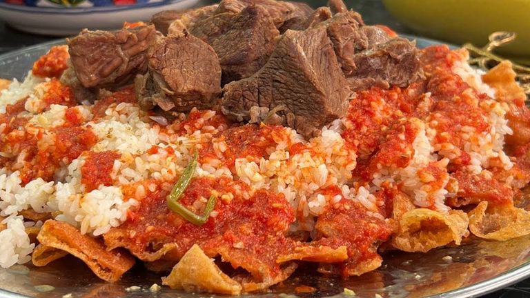 الفتة المصرية الفتة المصرية بالخل والثوم