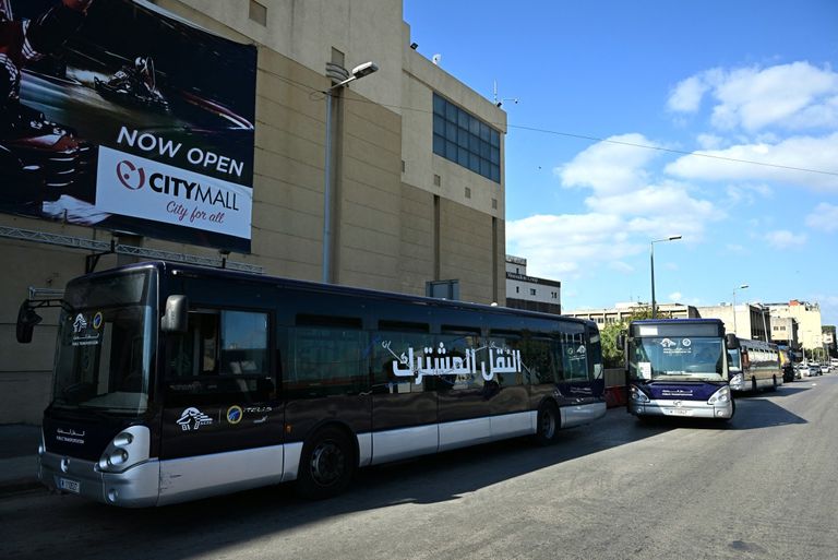 إحياء وسائل النقل العام في لبنان - أ ف ب