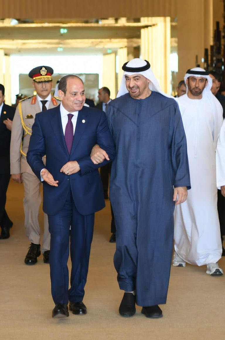 الشيخ محمد بن زايد آل نهيان يلتقي الرئيس المصري 
