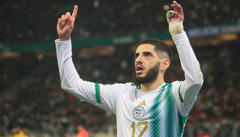 ياسين بنزية منتخب الجزائر