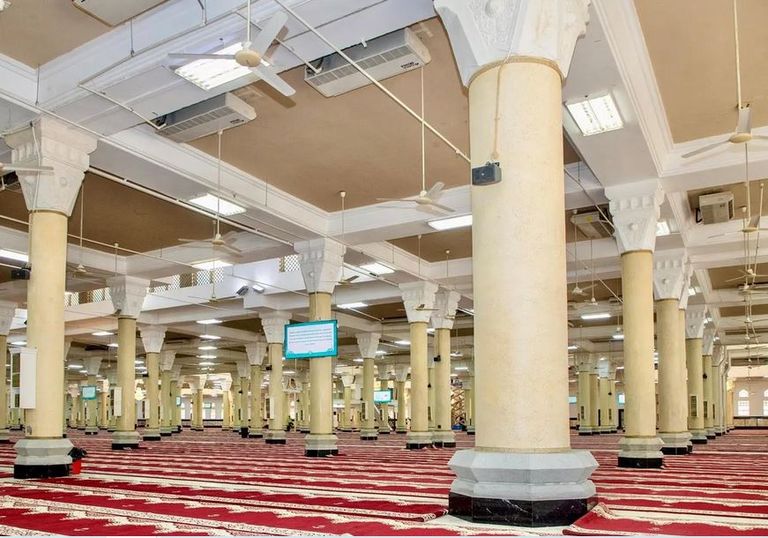 الخيام البيضاء علامة فارقة في مشعر منى