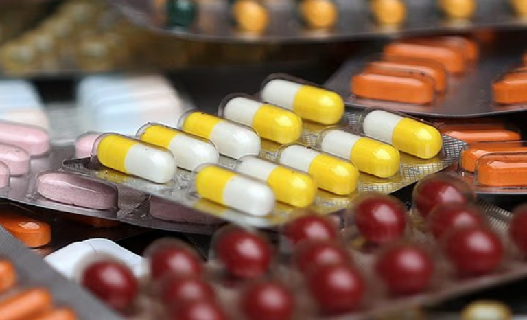 تناول أكثر من 10 أدوية يوميا قد يسبب مضاعفات صحية خطيرة