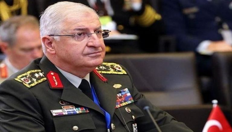 وزير الدفاع التركي يشار غولر